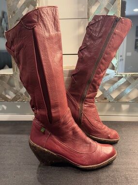 Vintage El Naturalista Women's Burgundy Leather Wedge Boots. Made in Spain.
